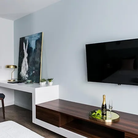 Krakowmyplace Kazimierz Aparthotel 3*